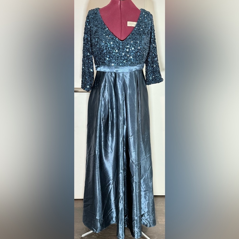 Elegant Blue Sequin Gown Size L